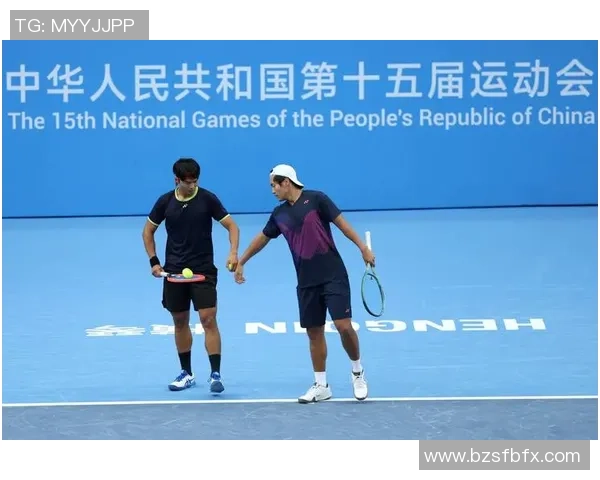 南京网球队在城市联赛中的个人能力展现与战术分析